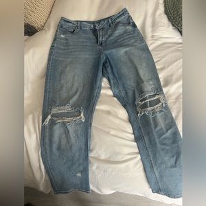 American Eagle Curvy Mom Jeans